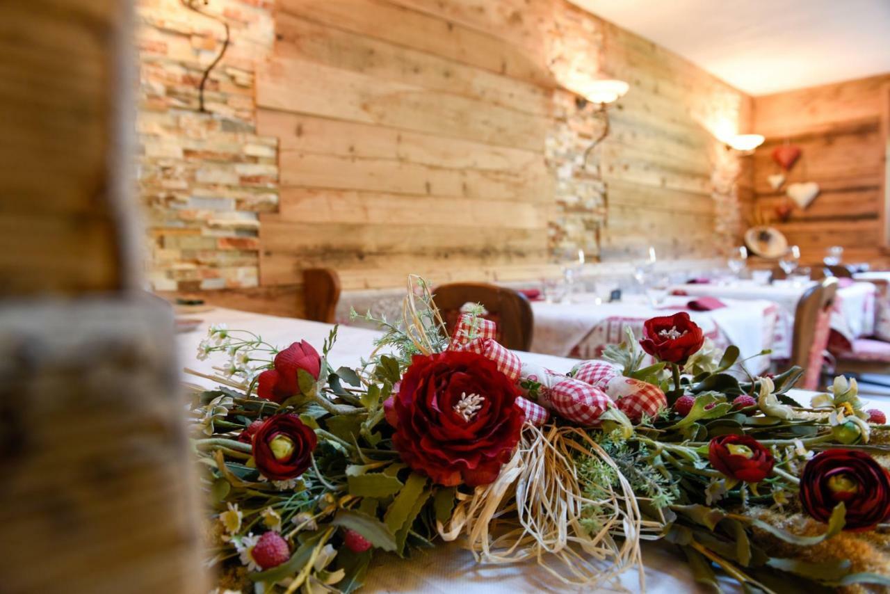 Agriturismo Baita De L'All Isolaccia Kültér fotó